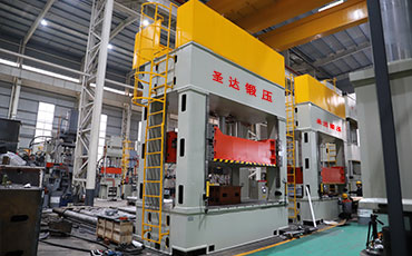 315吨复合材料成型液压机（框架式液压机）